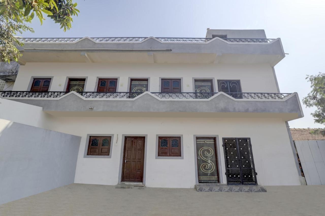 Spot On 71130 Hotel Shiv Krupa Anjār Esterno foto